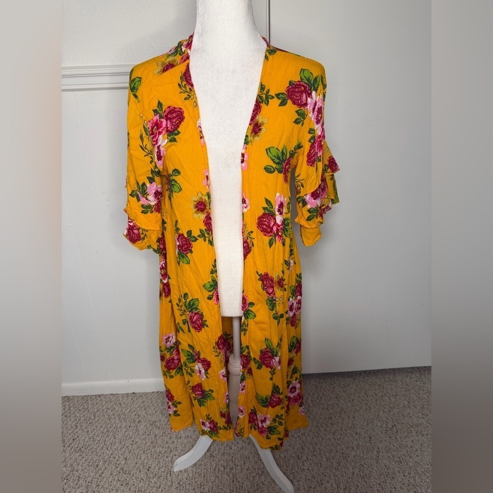 Grace and Emma Floral Yellow Kimono Cardigan size M/L